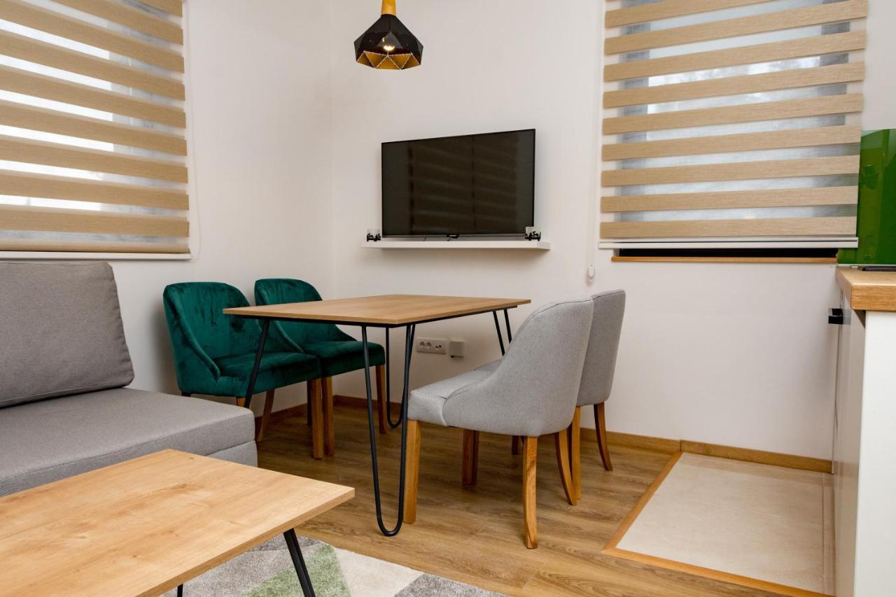 Apartmani Kamavu ヤホリナ エクステリア 写真