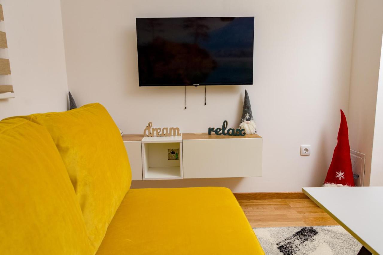 Apartmani Kamavu ヤホリナ エクステリア 写真
