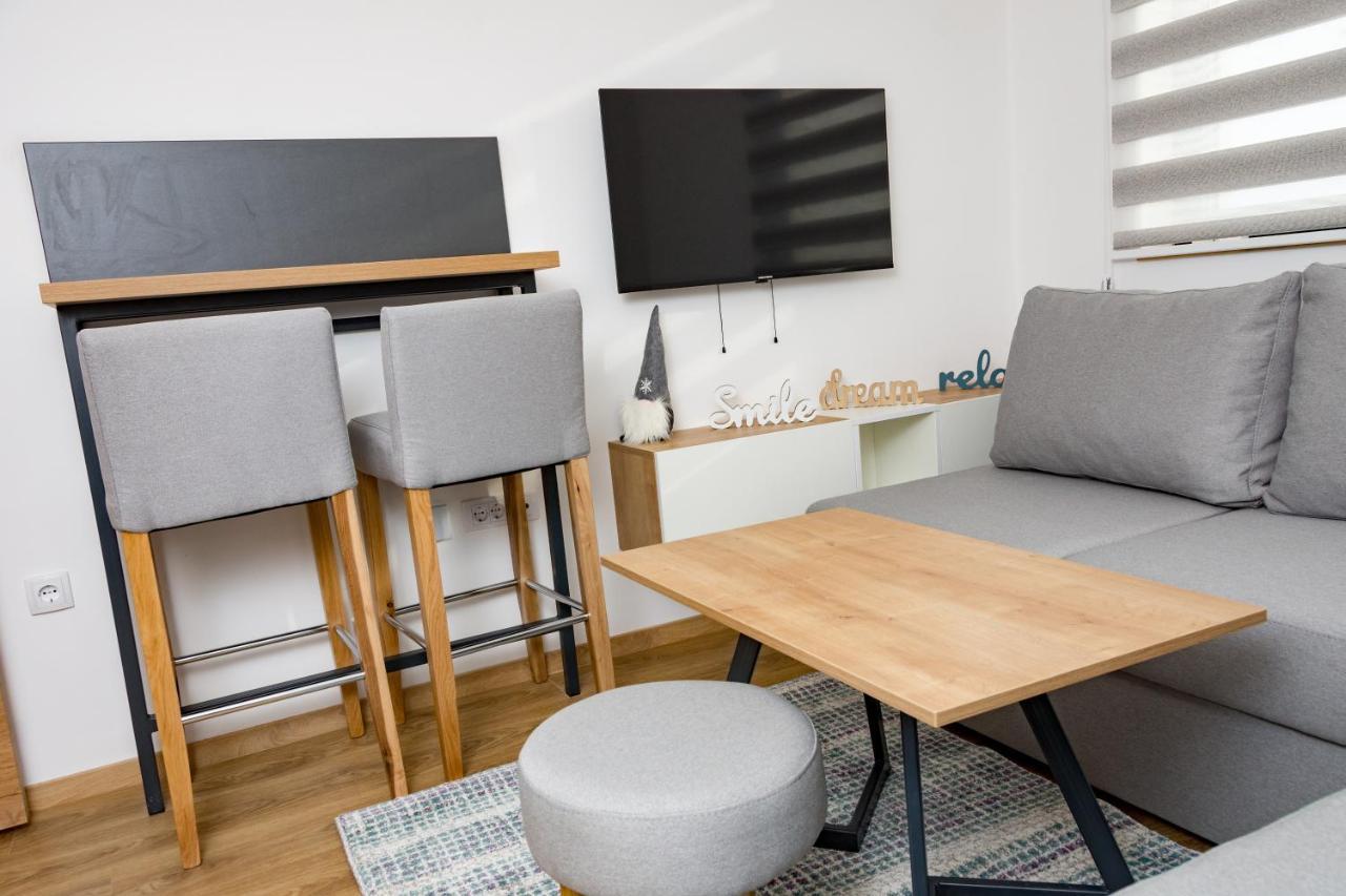 Apartmani Kamavu ヤホリナ エクステリア 写真